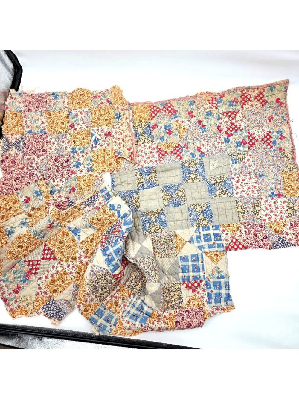 Vintage Handmade Patchwork Quilt Scraps Cutter Crafts Stitched Country Floral
